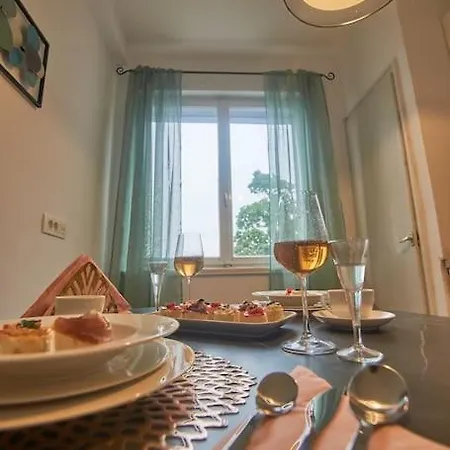 Lejlighed Bigeste - Free Parking - 2 Minute Walk To The - Superfast Wifi Opatija